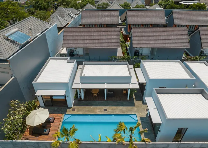 Selikur 2 - Brand New! Spacious 3br In * Seminyak